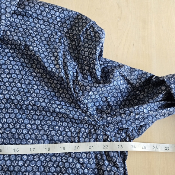 Robert Graham Blue Floral Button Down Shirt - Picture 9 of 12